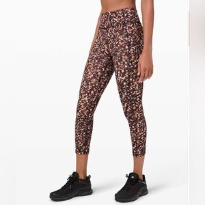 Lululemon Women's Sz 4 Invigorate High Rise Workout Lounge Athletic Crop Legging